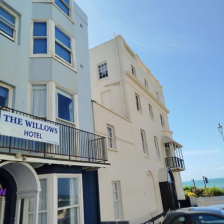 The Willows Brighton Exterior foto